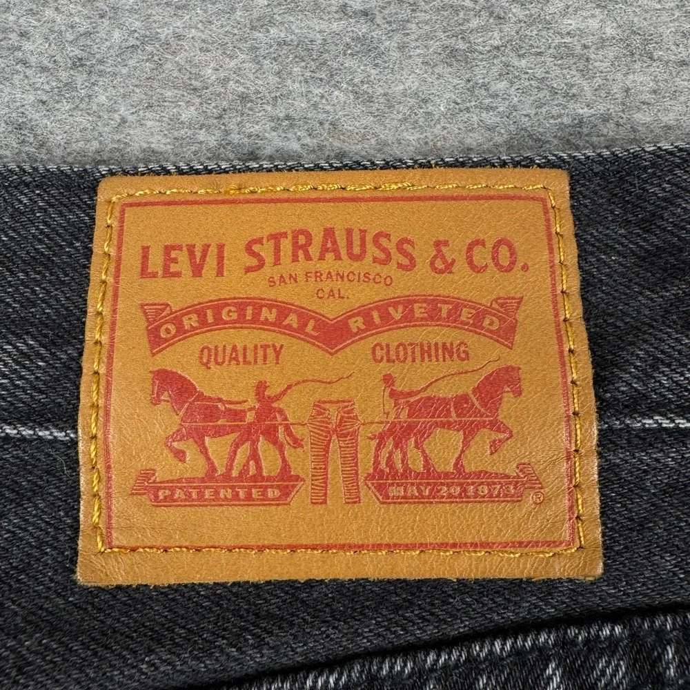 Levis item levi